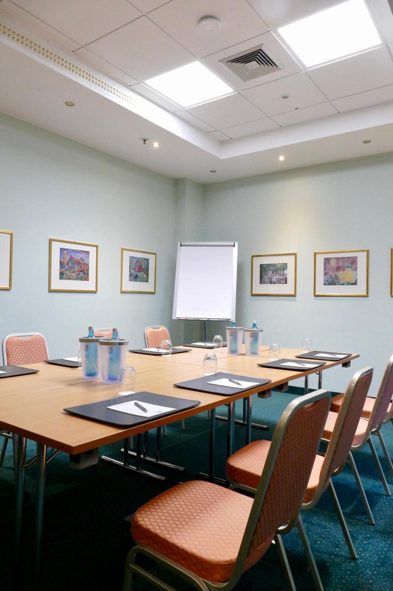 Amadeus Frankfurt 4* Frankfurt am Main